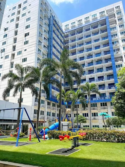 Apartment Modern 2-Bedroom Suite For 5 Across Moa Manila